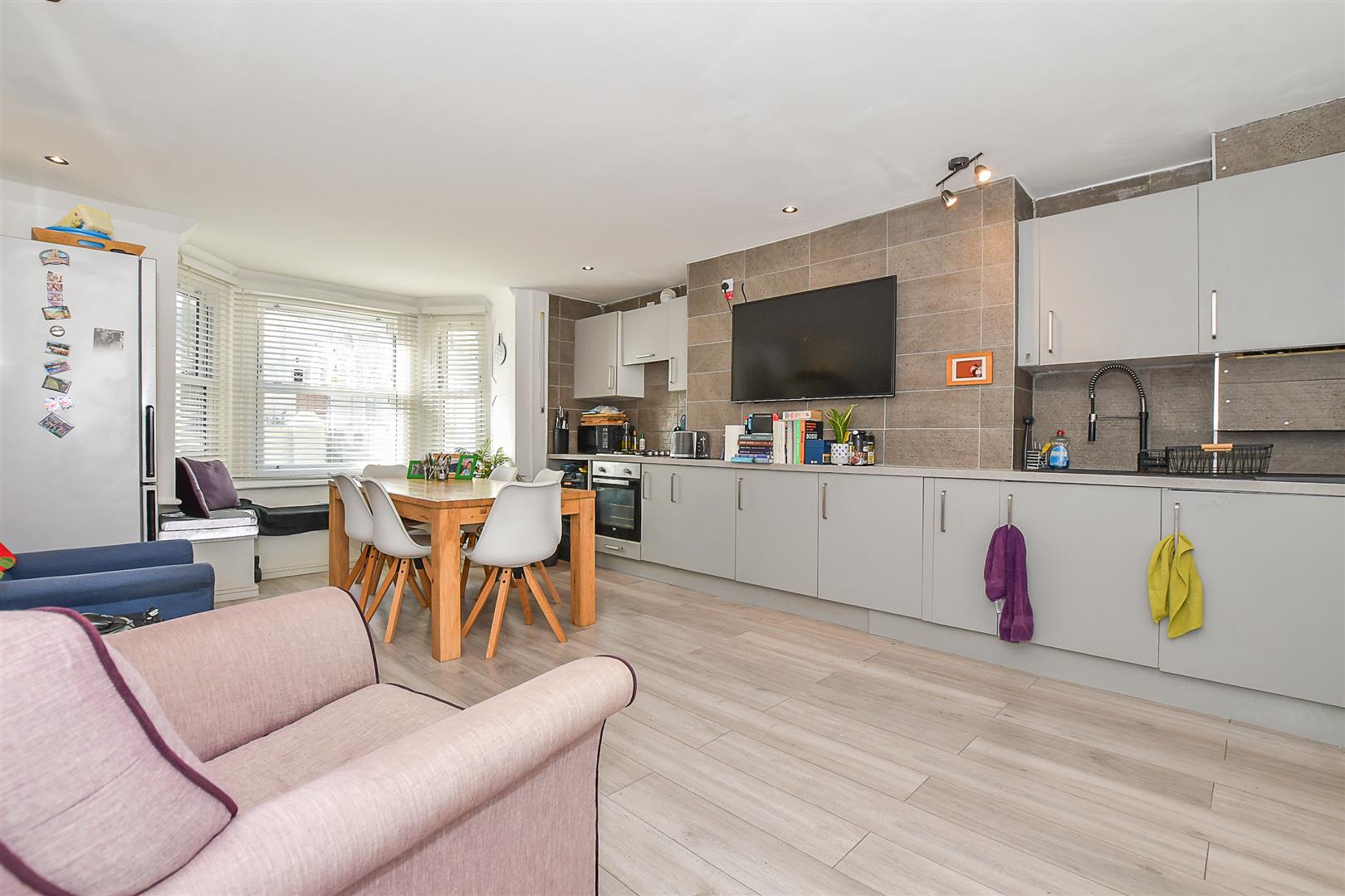 2 bed property in Church Road, St. Leonards-On-Sea